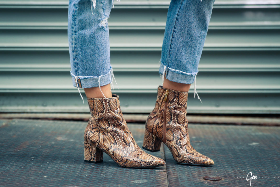 dsw steve madden snakeskin booties